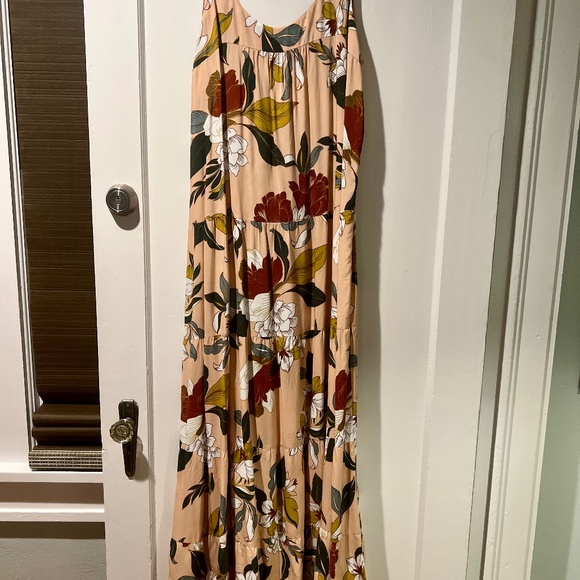 My Danielle Dresses & Skirts - NWOT…Beautiful pool dress or swimsuit coverup for Tall women